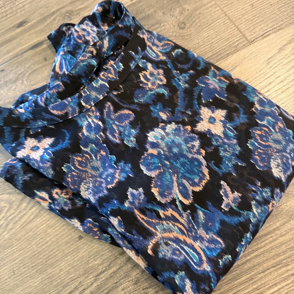 ASTR the Label Blue Floral Ikat Wrap Back‎ Chiffon Blouse AT9980 Womens Medium